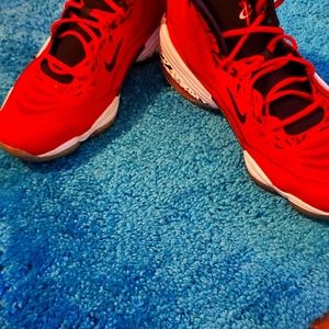 Nike youth size 5